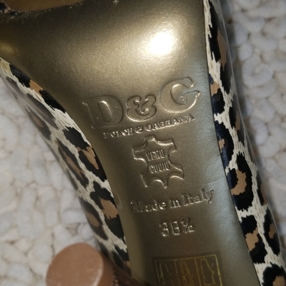 Dolce & Gabbana Peep Toe Leopard Print Patent - Picture 5 of 6